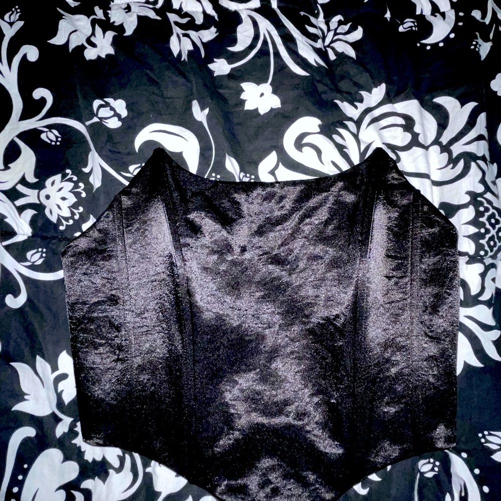 Black strapless top
